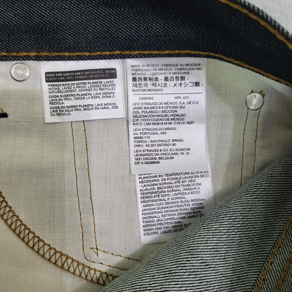 Levi's 502 Men's Taper Fit Denim Blue Jeans Dark Wash Size 38X30